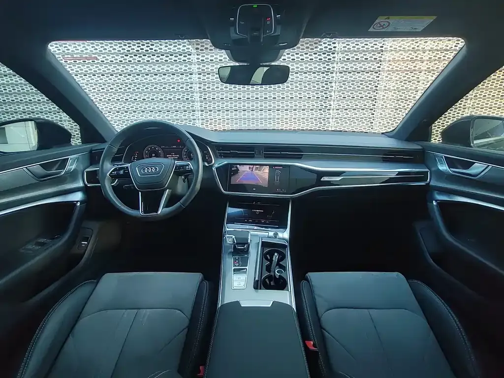 Audi A6L 2023 из CN, фото 7