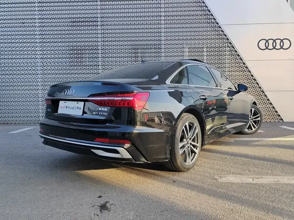 Audi A6L 2023 из CN, фото 9