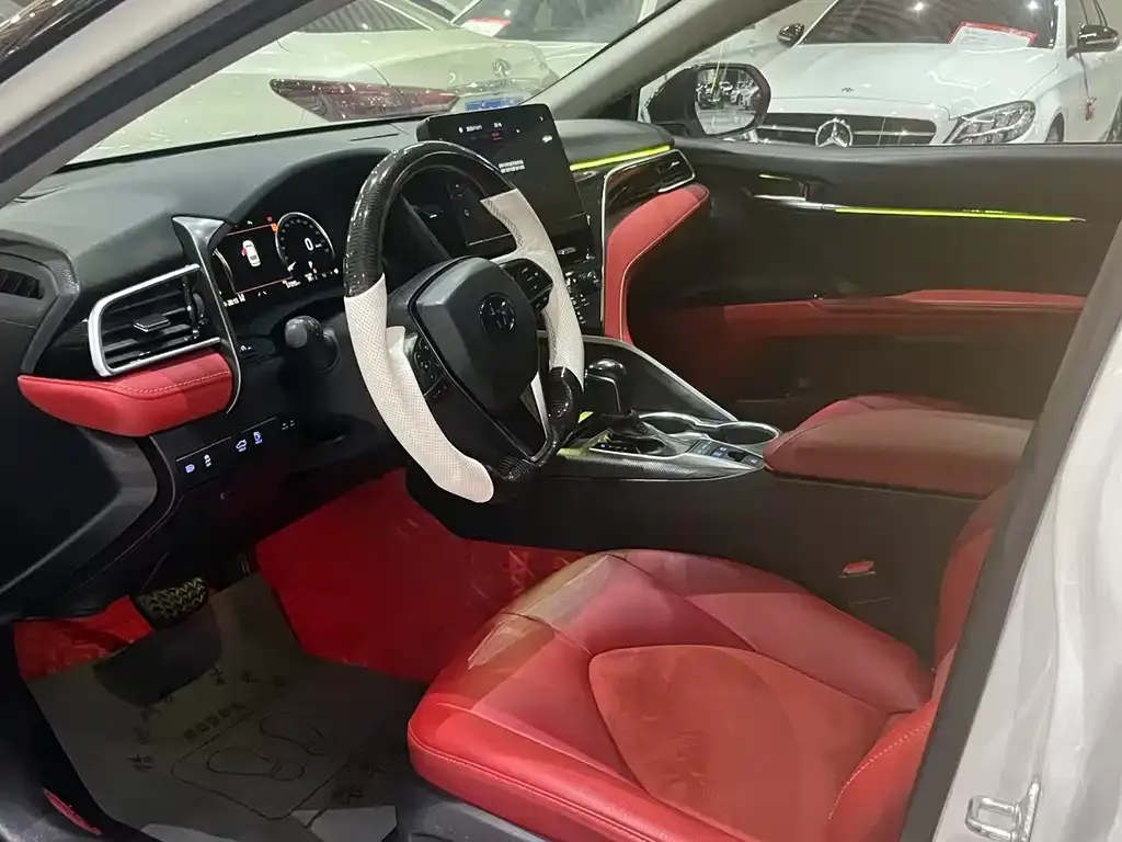 Toyota Camry 2022 из CN, фото 4