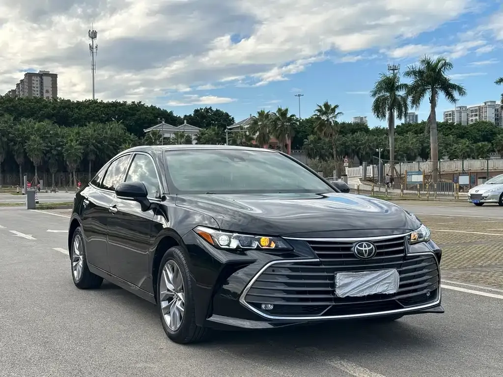 Toyota Avalon — фото 3
