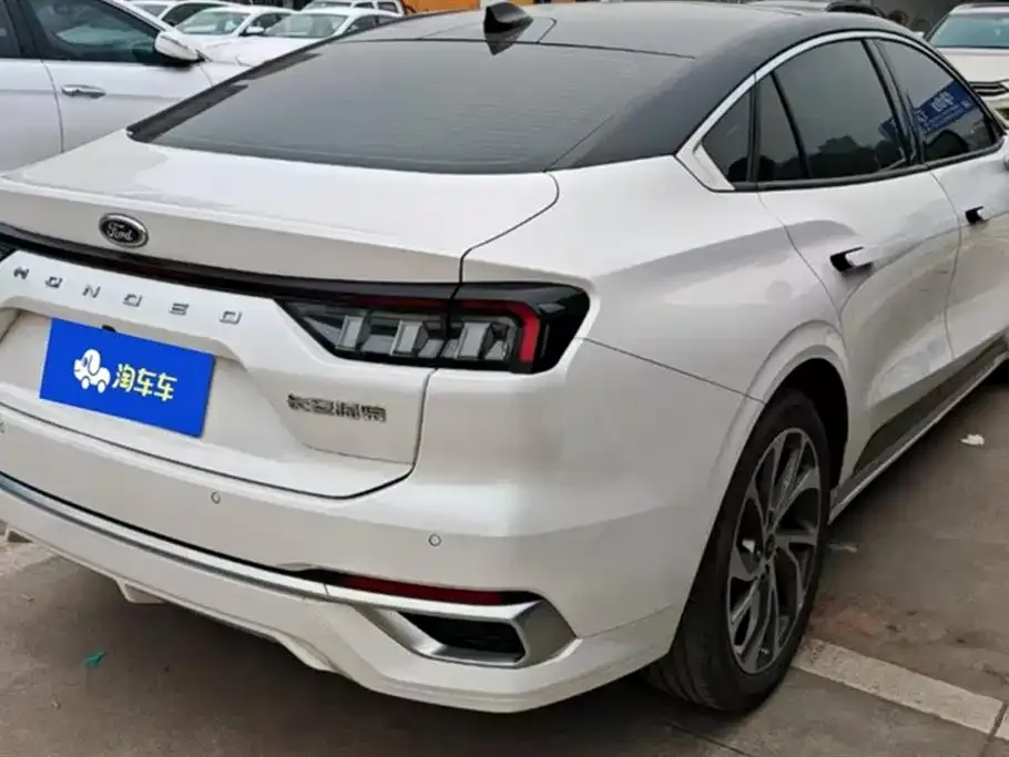 Ford Mondeo 2023 из CN, фото 3