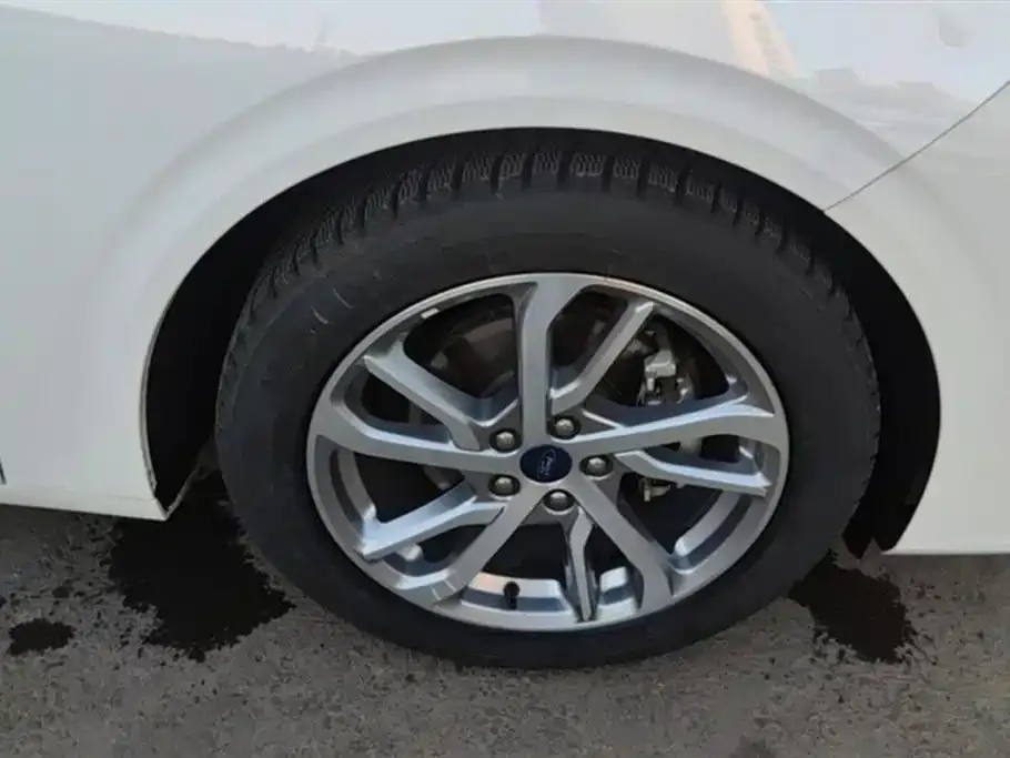 Ford Mondeo 2023 из CN, фото 6