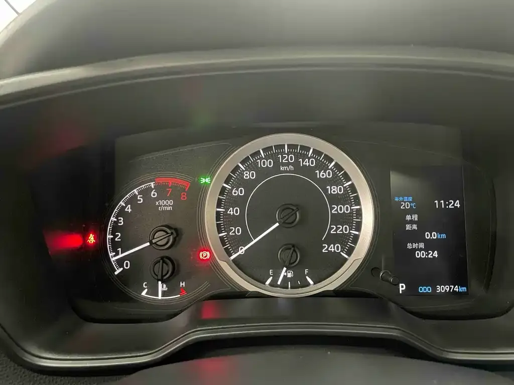 Toyota Corolla 2022 из CN, фото 7