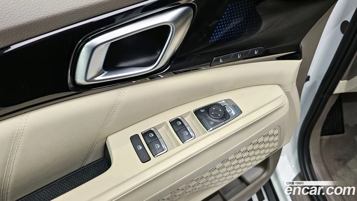 Kia Carnival — фото 10
