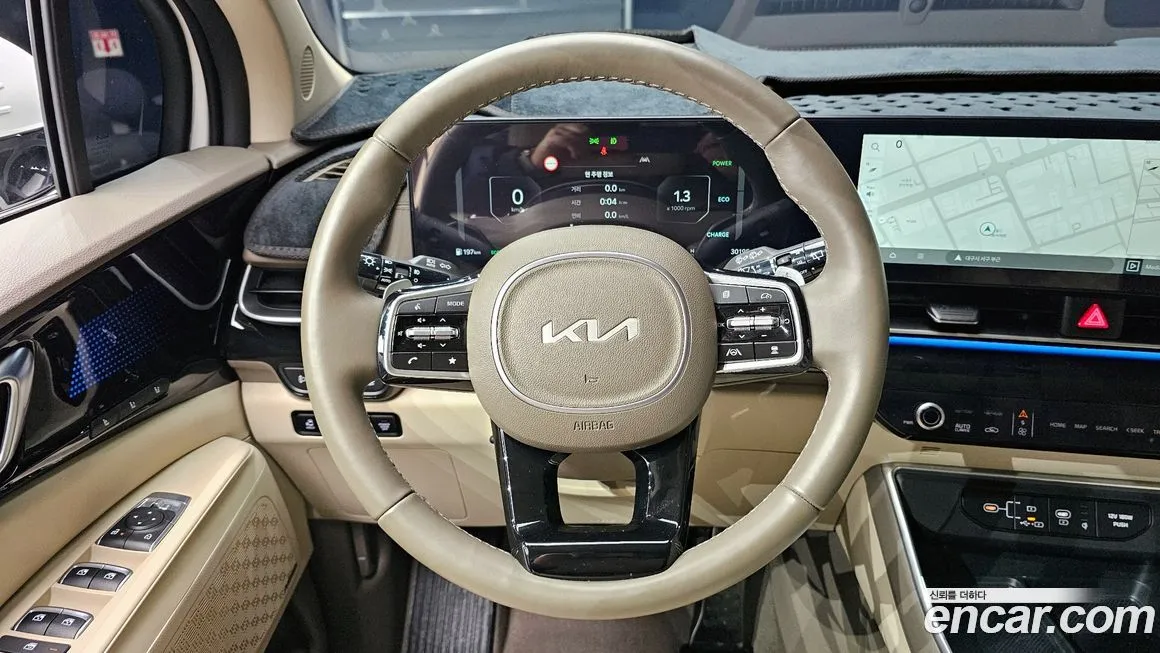 Kia Carnival — фото 5