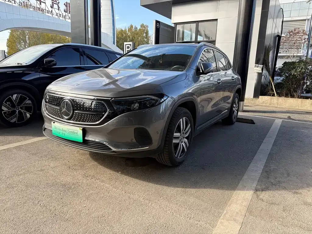 Mercedes-Benz EQA — фото 1