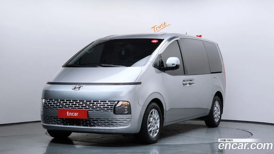 Hyundai Staria 2023 из KR, фото 1