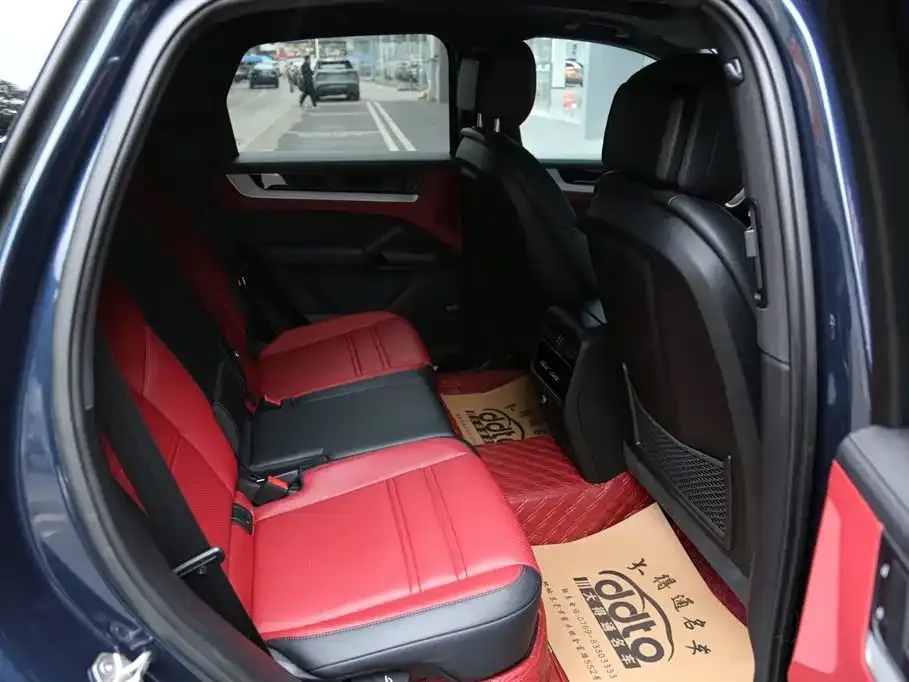 Porsche Cayenne 2024 из CN, фото 7
