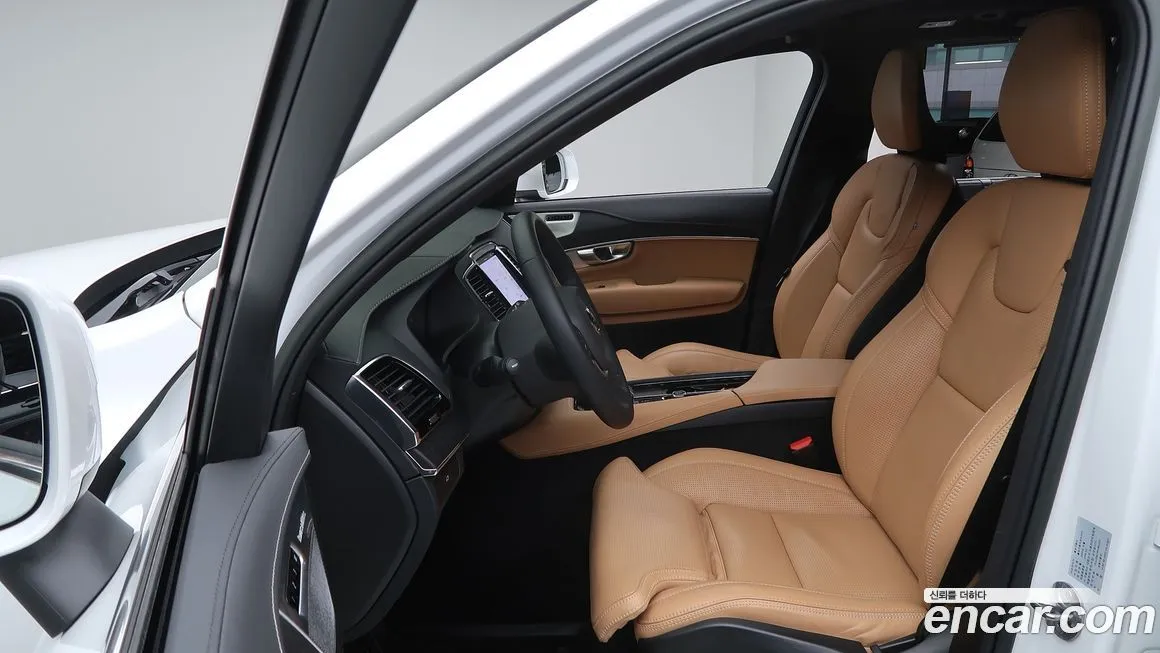Volvo XC90 2023 из KR, фото 10
