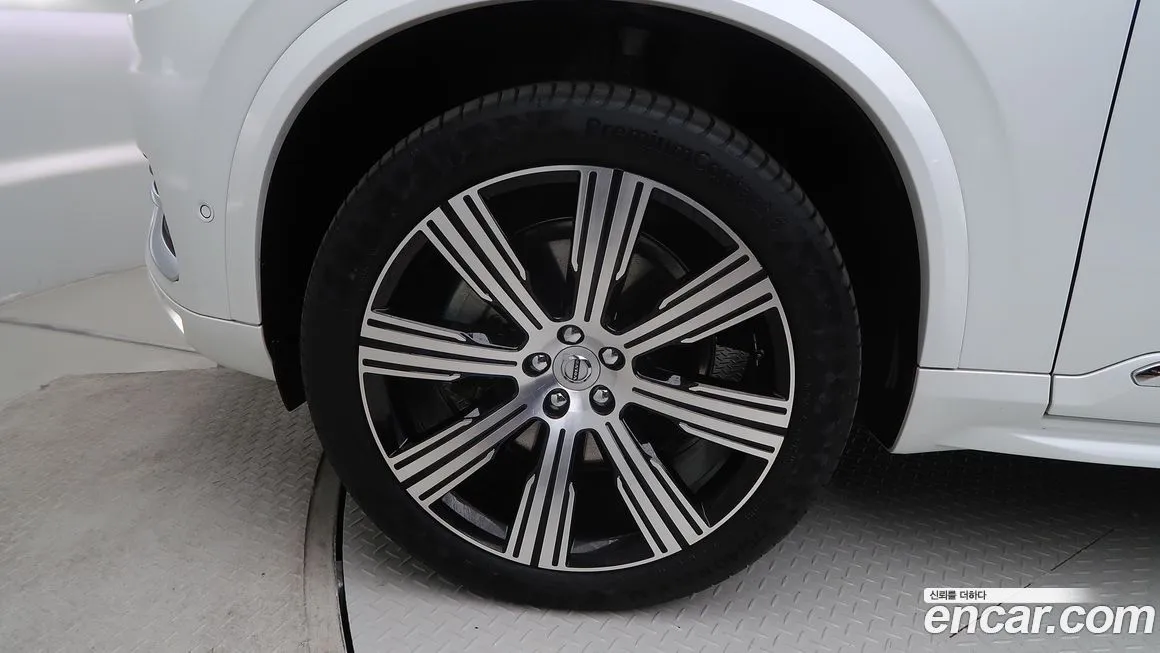 Volvo XC90 2023 из KR, фото 5