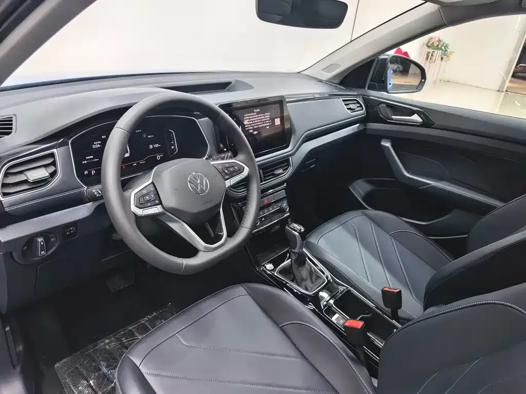 Volkswagen Tharu 2024 из CN, фото 10