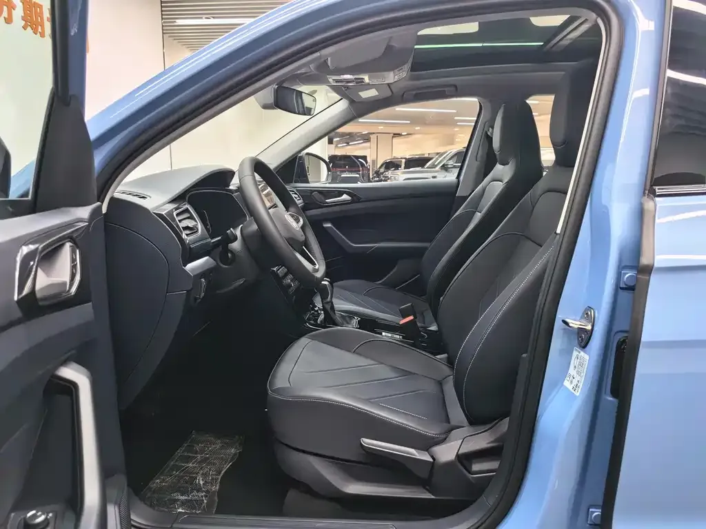 Volkswagen Tharu 2024 из CN, фото 9