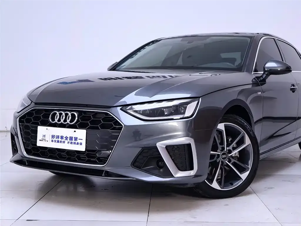 Audi A4L 2022 из CN, фото 3