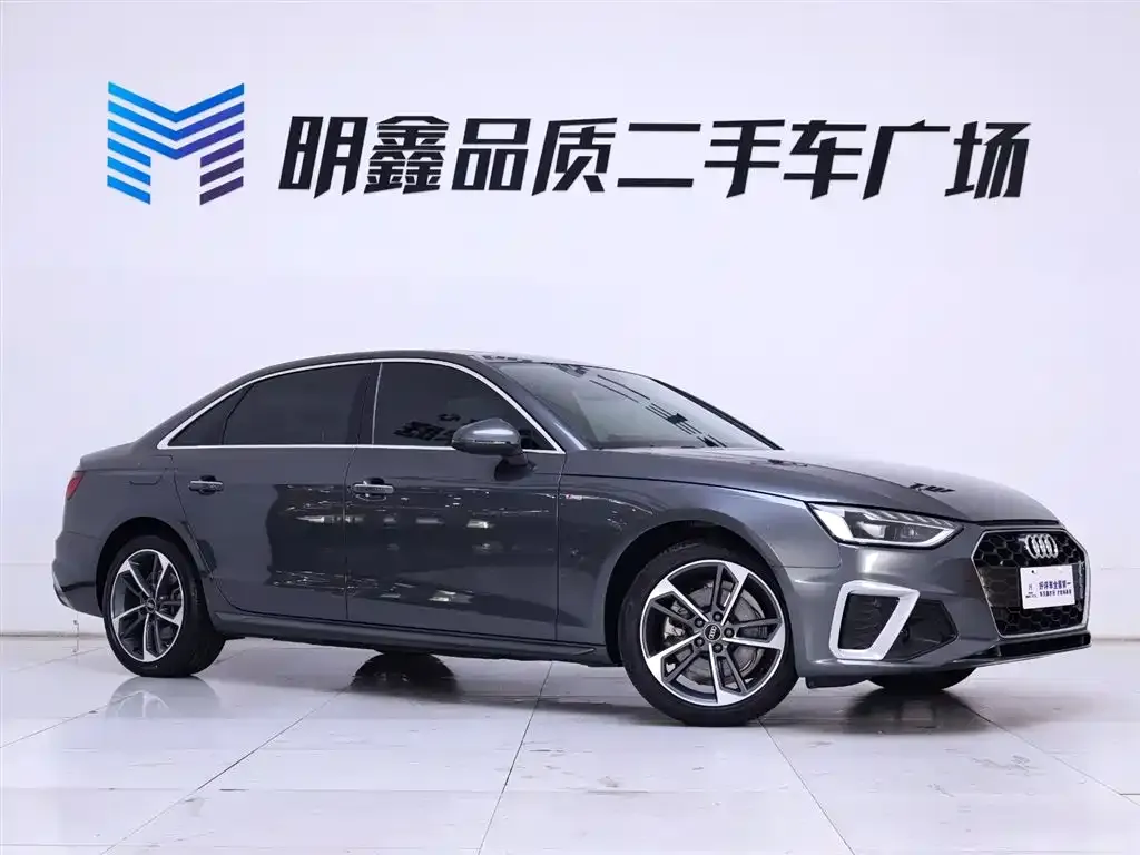 Audi A4L 2022 из CN, фото 5