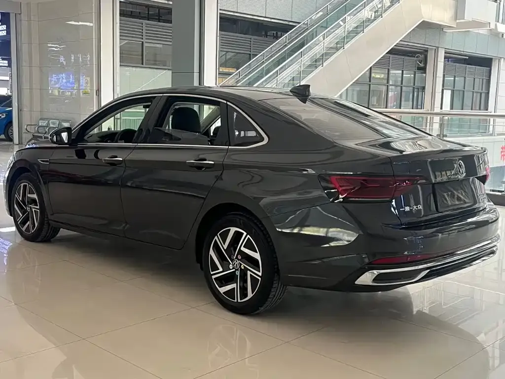 Volkswagen Sagitar 2023 из CN, фото 10
