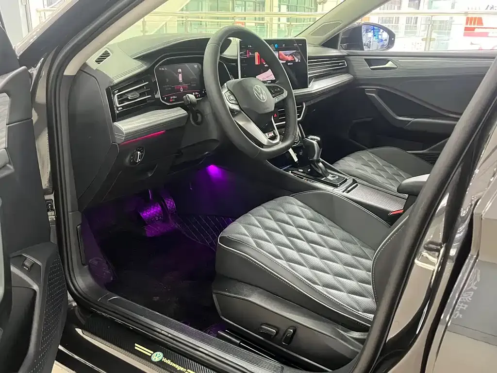 Volkswagen Sagitar 2023 из CN, фото 4