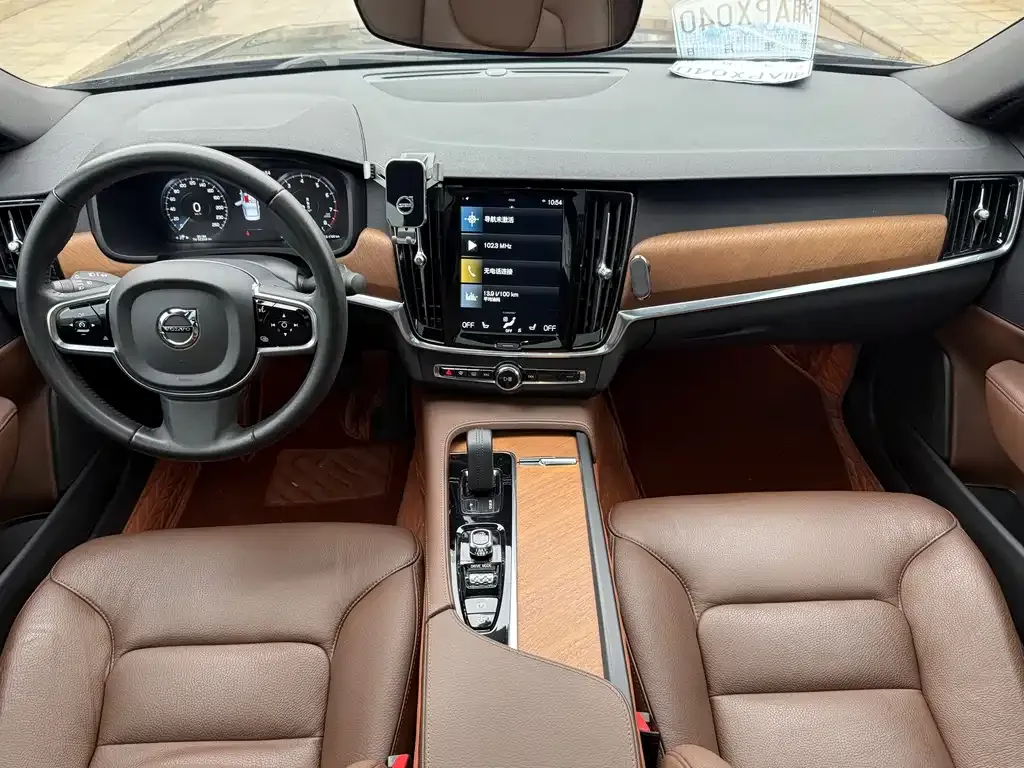 Volvo S90 2021 из CN, фото 7