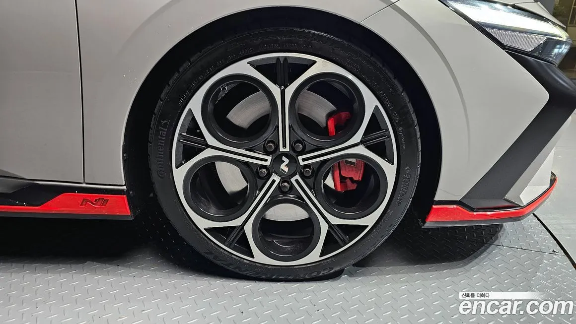 Hyundai AVANTE — фото 5