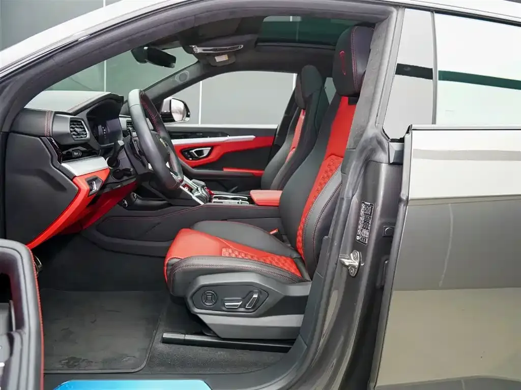 Lamborghini Urus 2022 из CN, фото 8