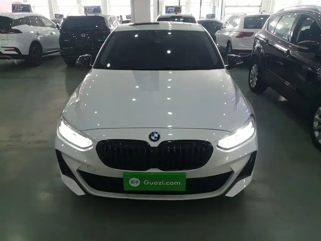 BMW 1 Series 2021 из CN, фото 3