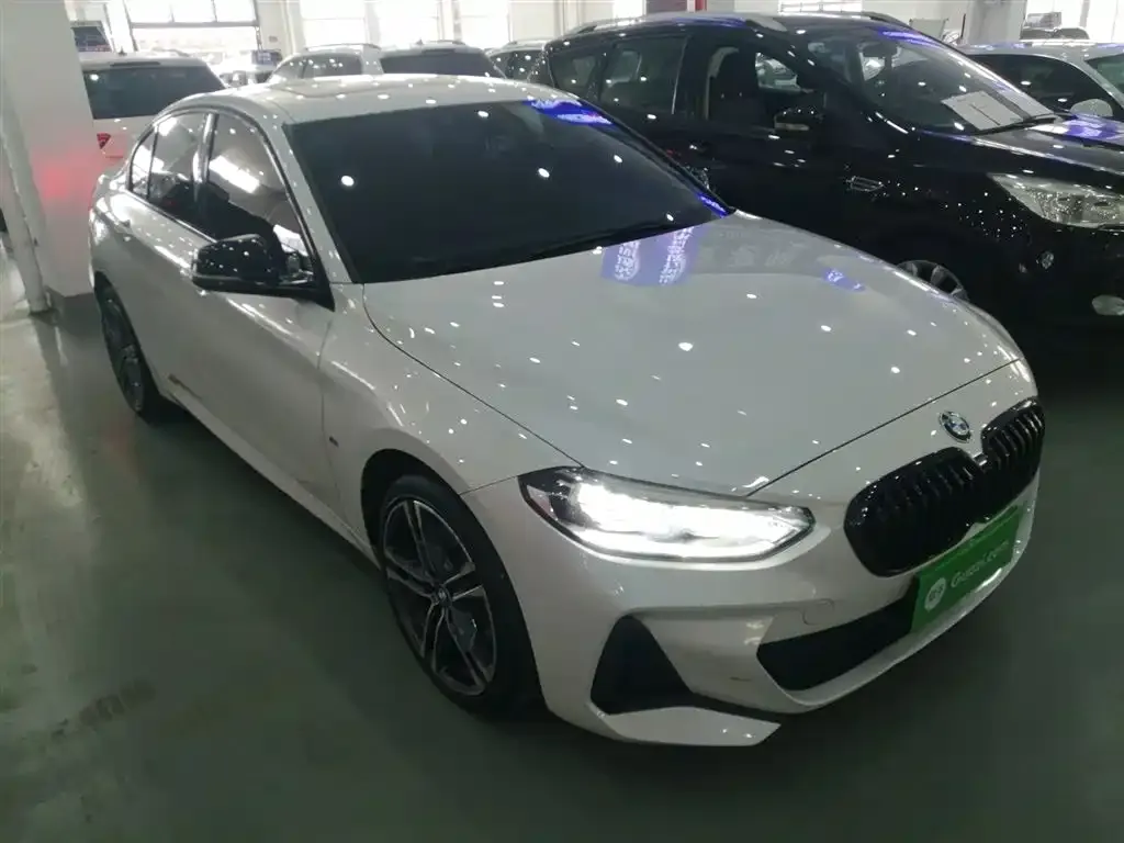 BMW 1 Series 2021 из CN, фото 4