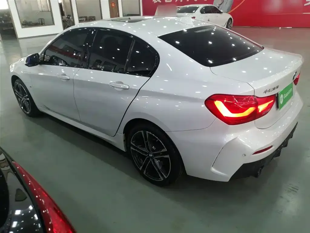 BMW 1 Series 2021 из CN, фото 5