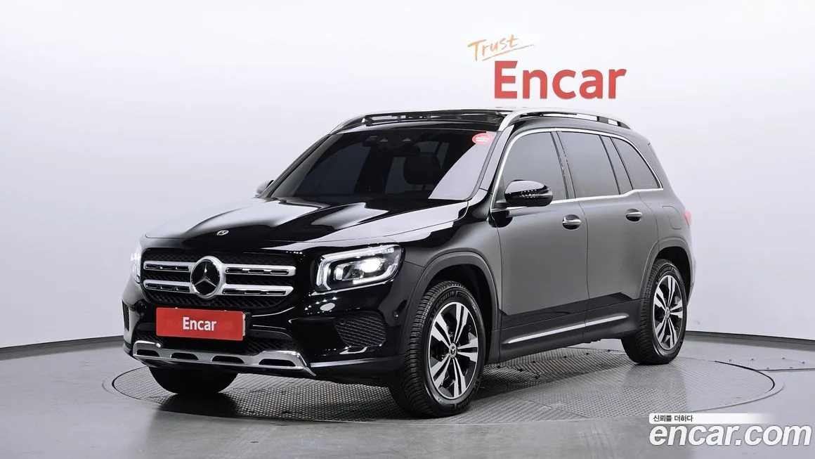Mercedes-Benz GLB-Class — фото 1