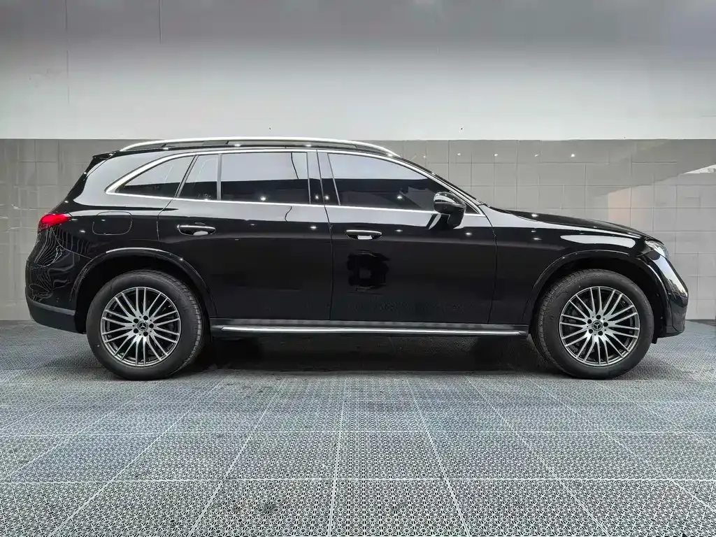 Mercedes-Benz GLC — фото 10