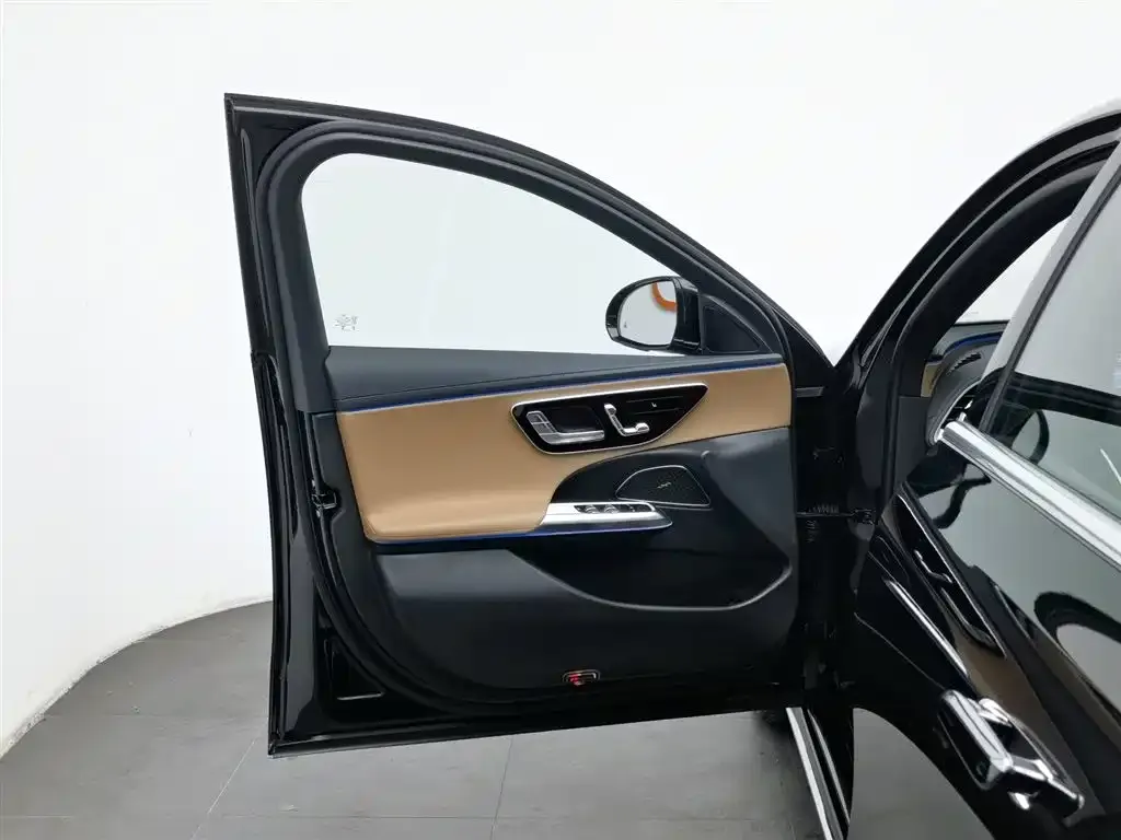 Mercedes-Benz E-Class 2024 из CN, фото 8