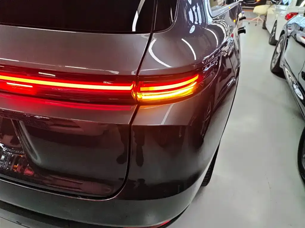 Li Auto L9 2024 из CN, фото 8