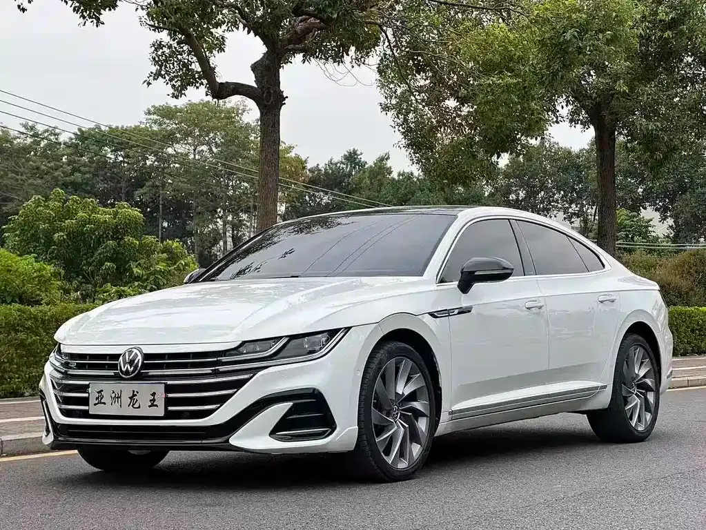Volkswagen CC 2022 из CN, фото 1