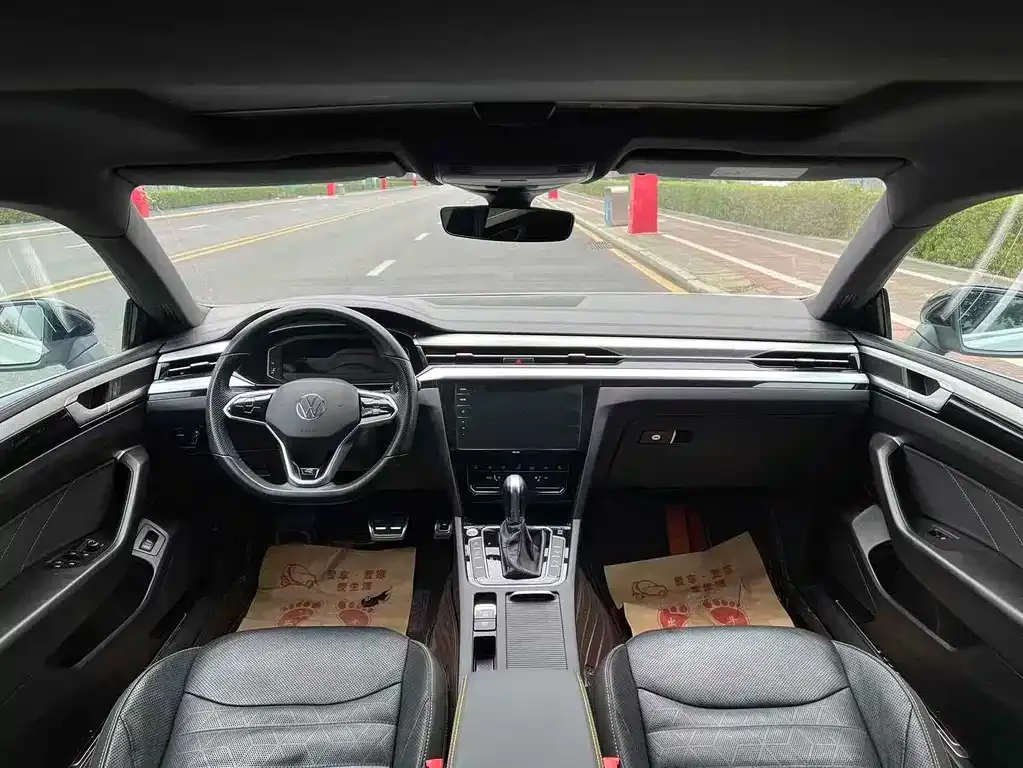 Volkswagen CC 2022 из CN, фото 9