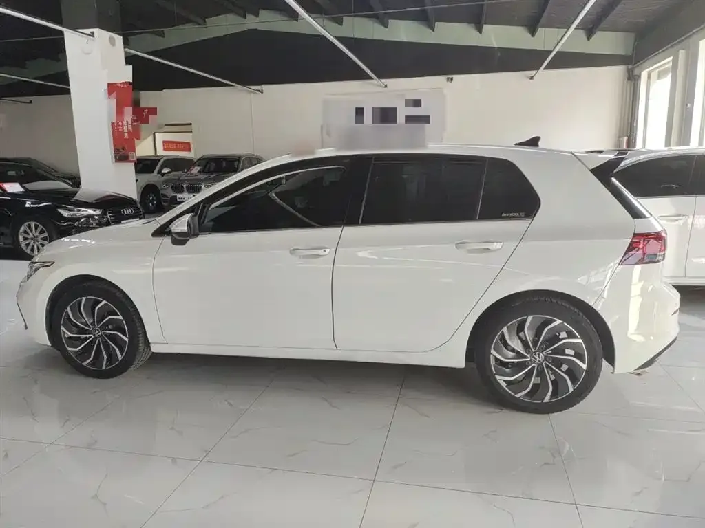 Volkswagen Golf 2022 из CN, фото 5