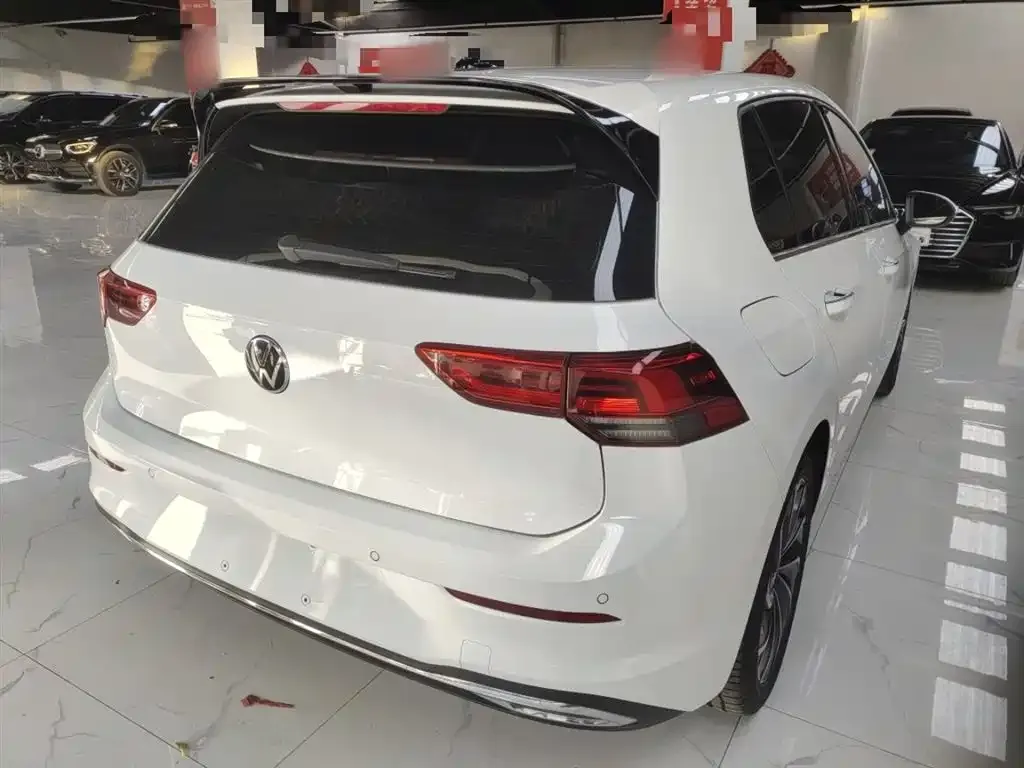 Volkswagen Golf 2022 из CN, фото 7