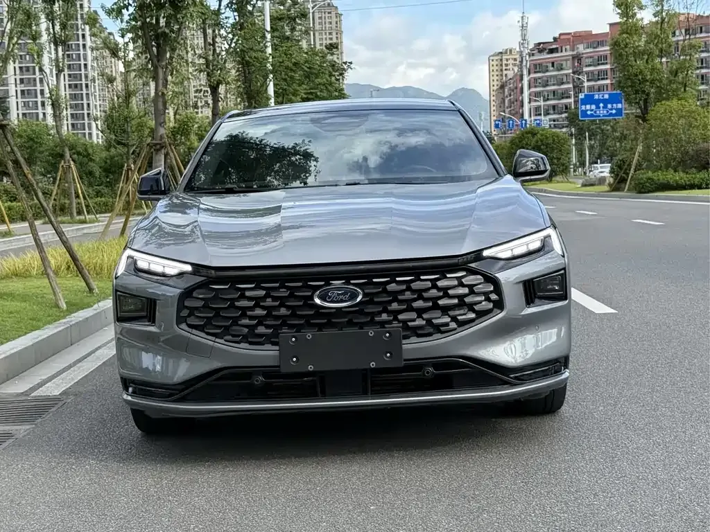 Ford Mondeo 2022 из CN, фото 3