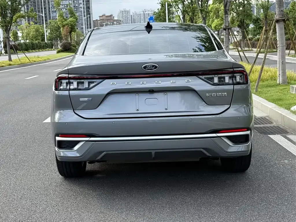 Ford Mondeo 2022 из CN, фото 5