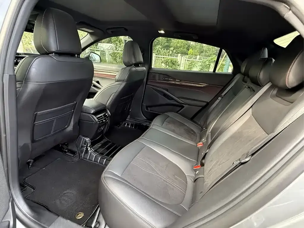 Ford Mondeo 2022 из CN, фото 8