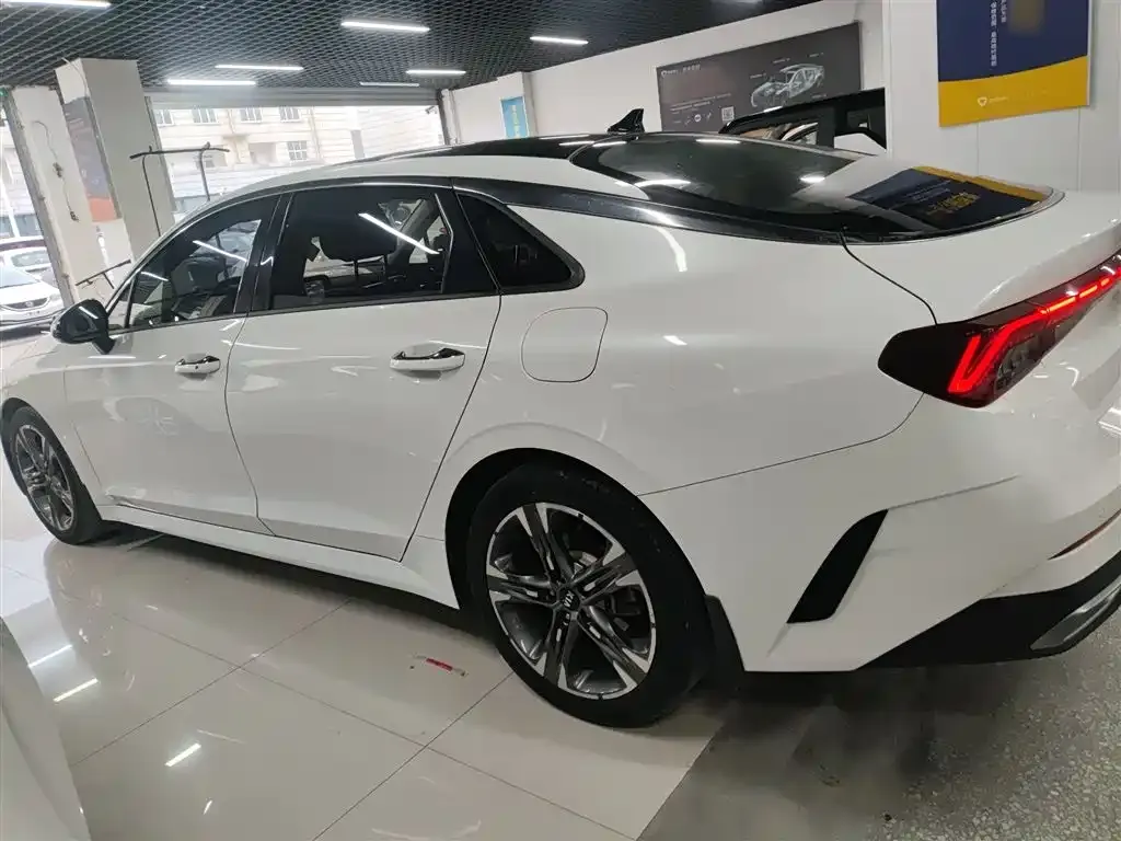 Kia K5 2021 из CN, фото 5