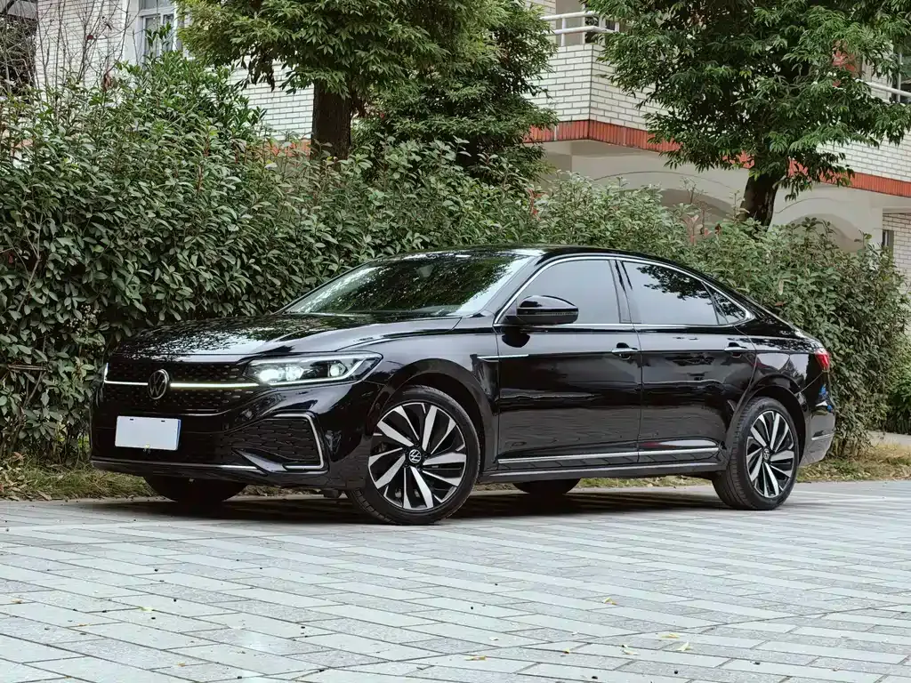 Volkswagen Passat 2022 из CN, фото 1