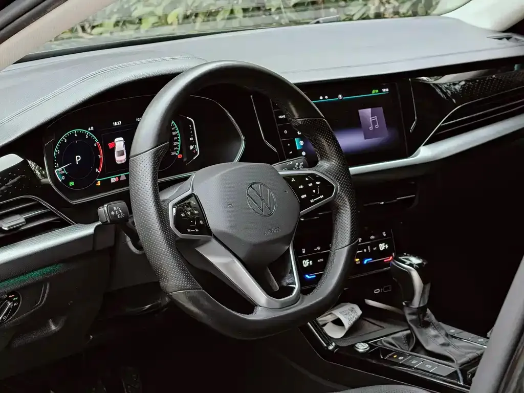 Volkswagen Passat 2022 из CN, фото 7