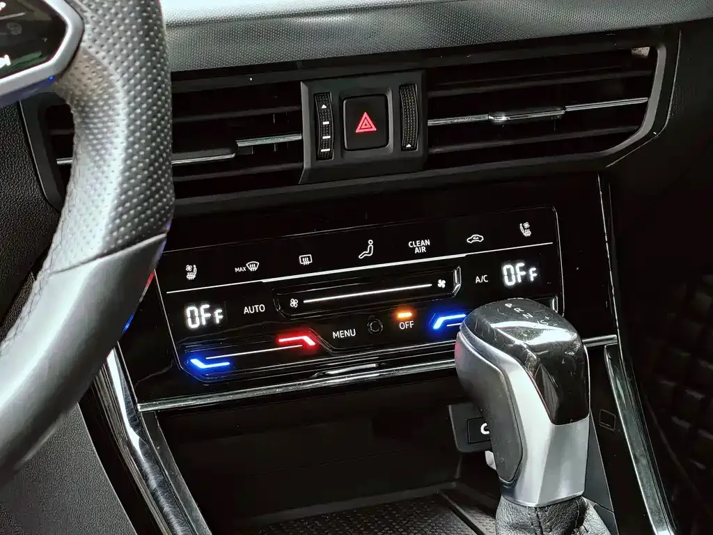 Volkswagen Passat 2022 из CN, фото 9