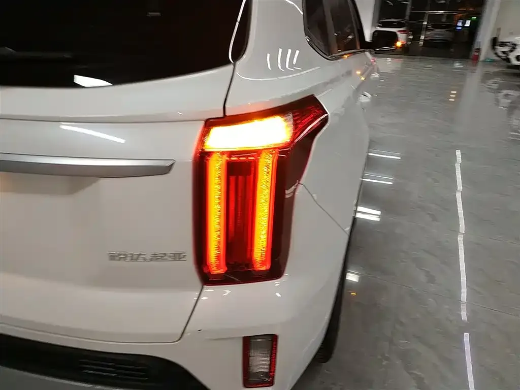 Kia Sportage 2024 из CN, фото 8