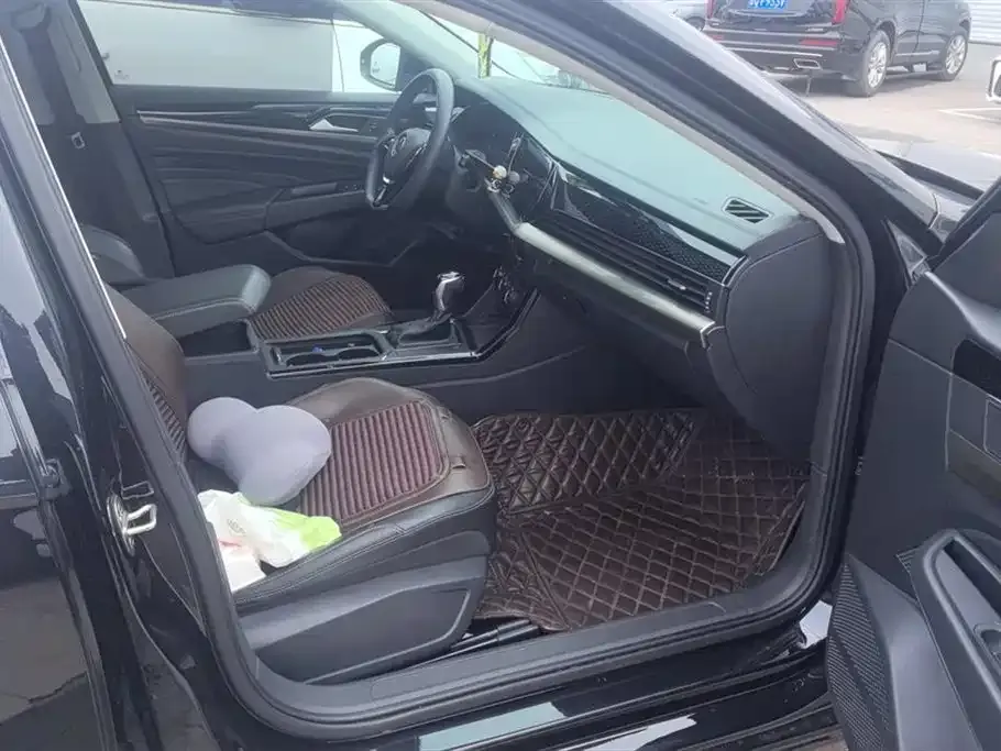 Volkswagen Passat 2021 из CN, фото 8