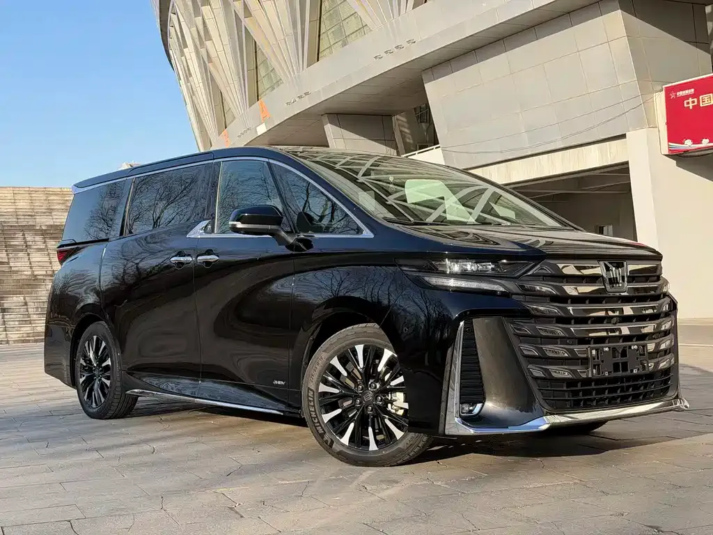 Toyota Vellfire 2023 из CN, фото 5