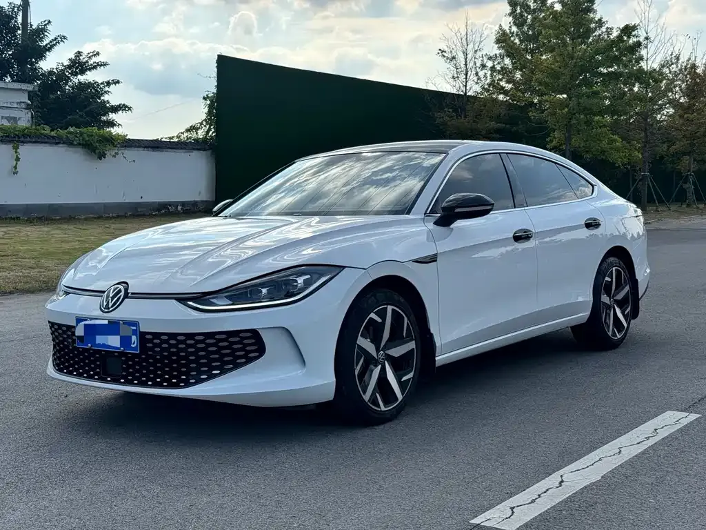 Volkswagen Lamando 2023 из CN, фото 1