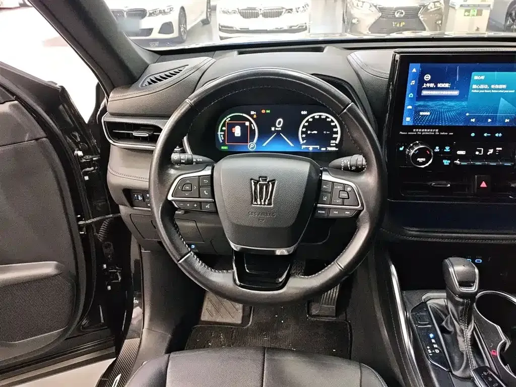 Toyota Crown Kluger 2022 из CN, фото 3