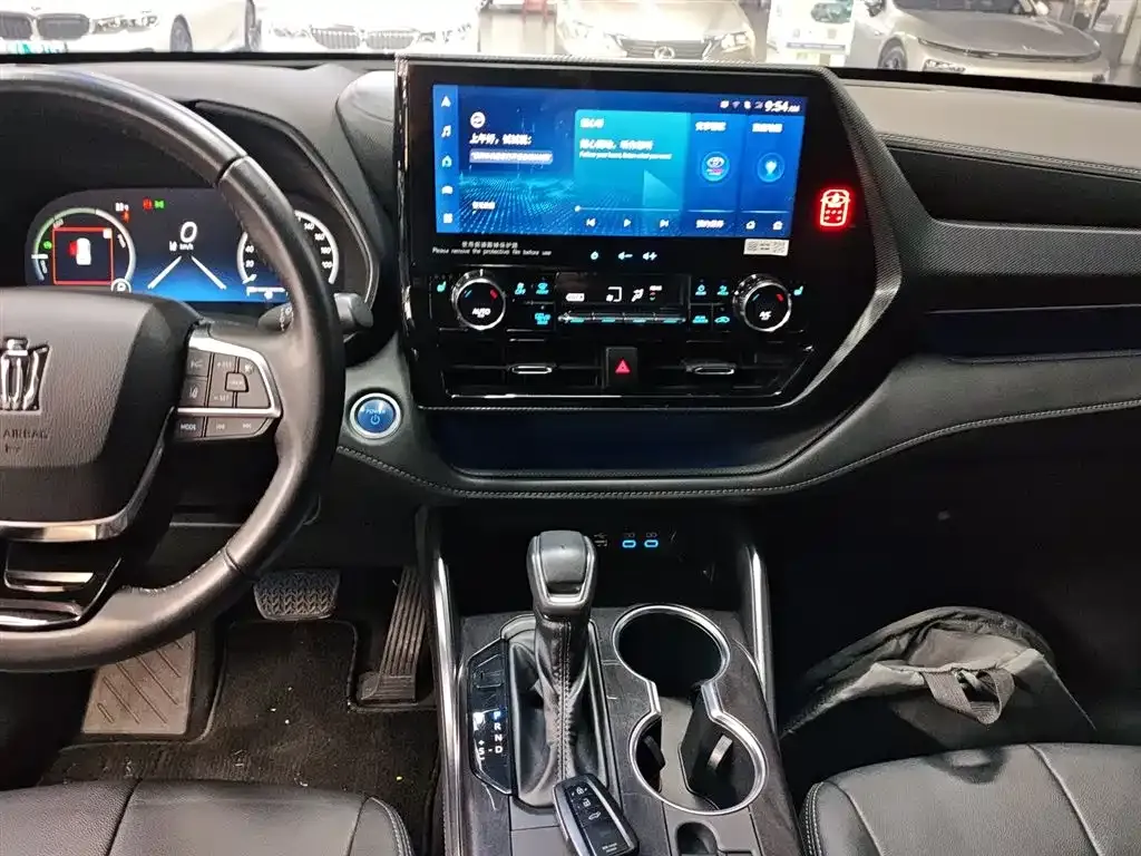 Toyota Crown Kluger 2022 из CN, фото 5