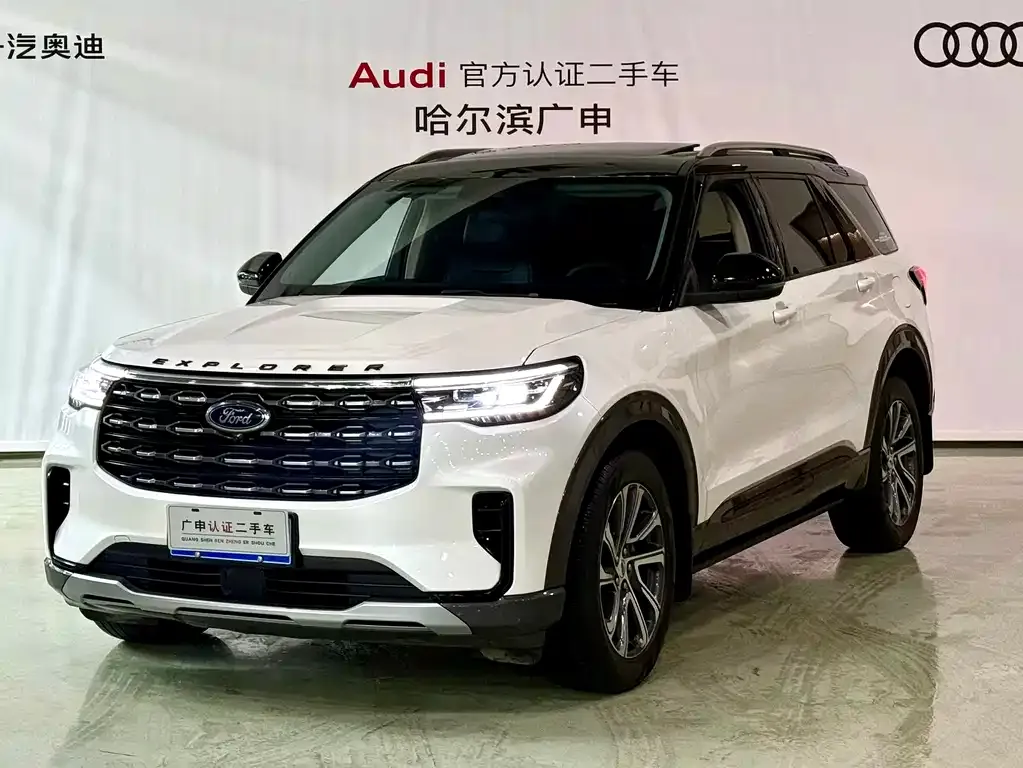 Ford Explorer 2023 из CN, фото 1