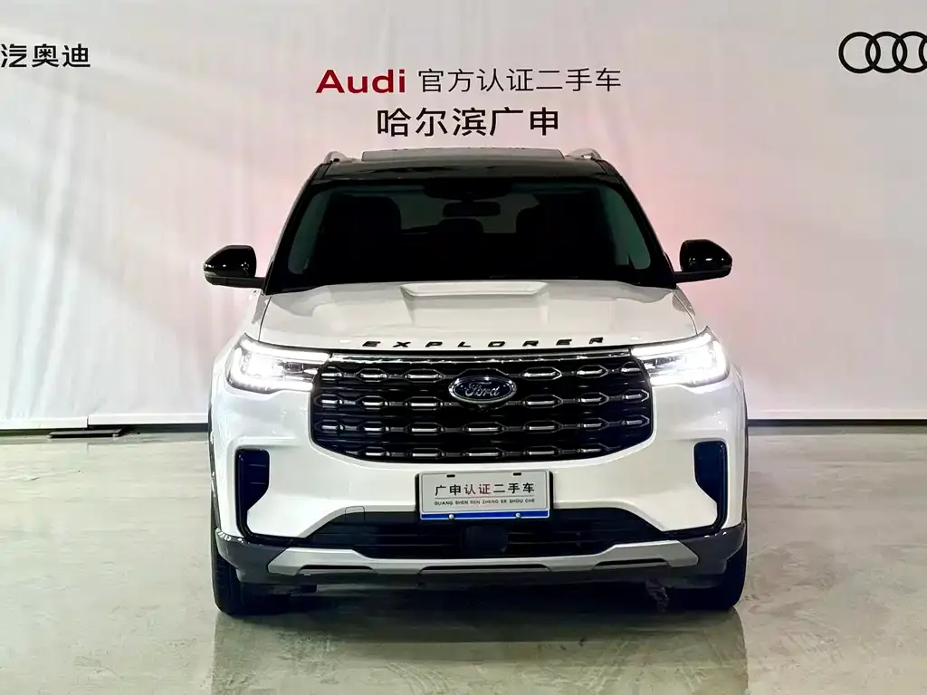 Ford Explorer 2023 из CN, фото 2