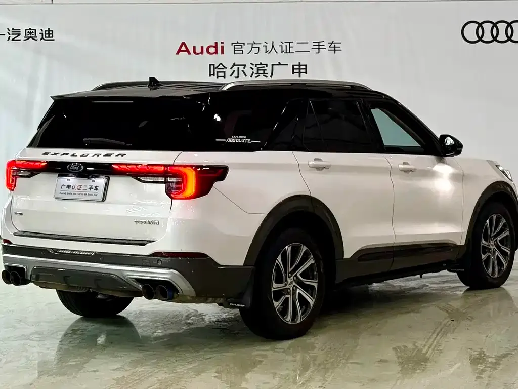 Ford Explorer 2023 из CN, фото 3